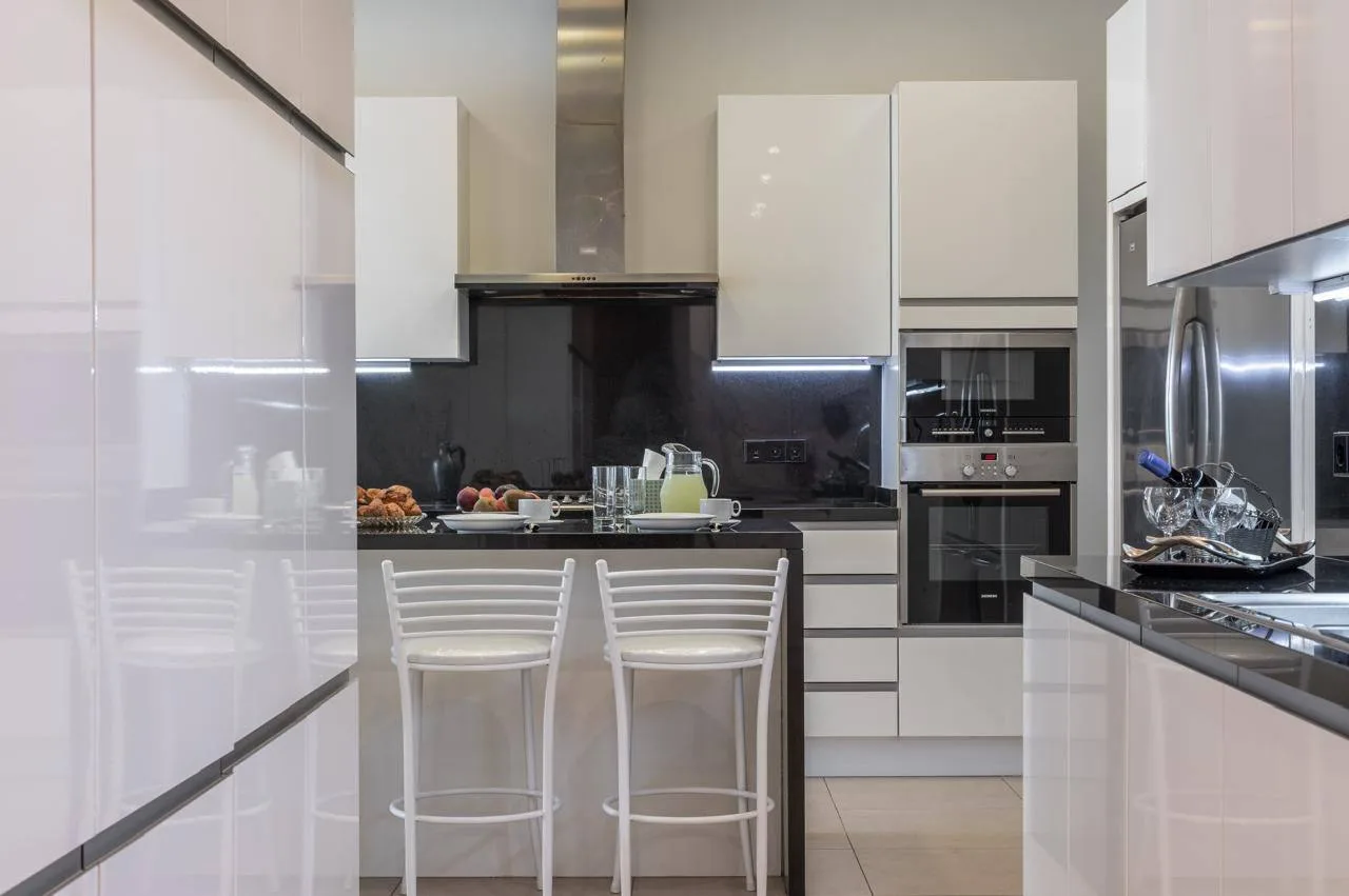 Luxurious apartment at Manara area for sale